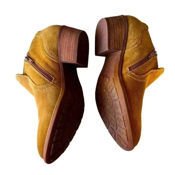 EARTH WOMENS TAN LEATHER PEAK PERU SHORT ANKLE BOOTIES!! - Picture 3 of 9